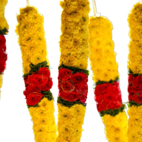 Mums Flower Garland