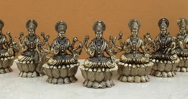 asthalakshmi-golu-dolls